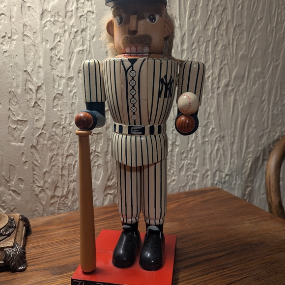 NY Yankee Nutcracker and Don Mattingly Bobblehead - Picture 2 of 13